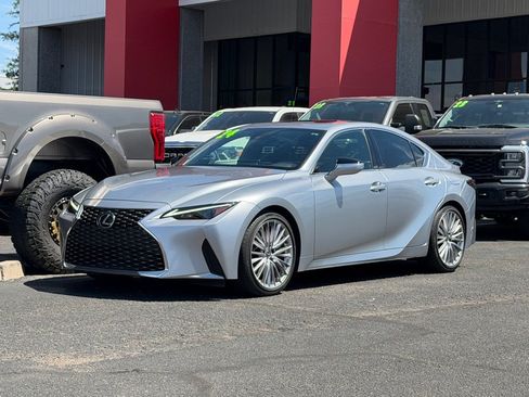 Used 2024 Lexus IS 300 w/ Premium Package RWD image 43