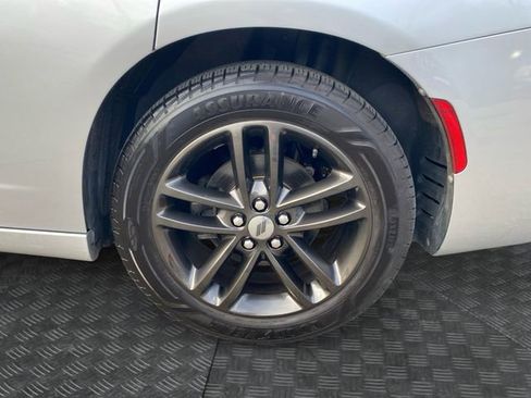 Used 2019 Dodge Charger SXT image 35