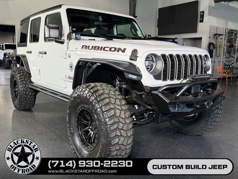 Used 2025 Jeep Wrangler Unlimited Rubicon AWD/4WD image 2