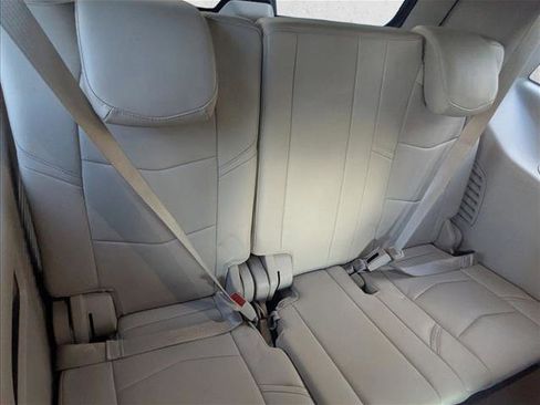 Used 2018 Cadillac Escalade image 19