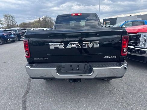Used 2025 RAM 2500 Big Horn AWD/4WD image 15