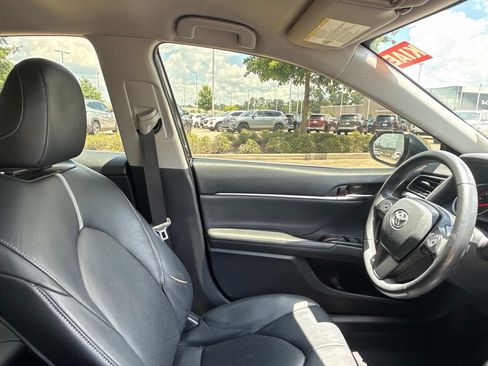 Used 2021 Toyota Camry XSE FWD image 15