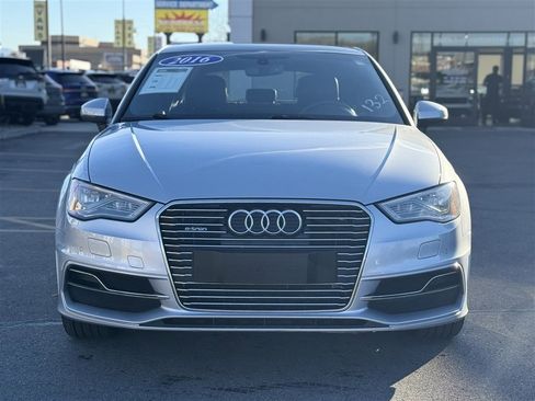 Used 2016 Audi A3 e-tron Premium Plus w/ Premium Plus Package image 2