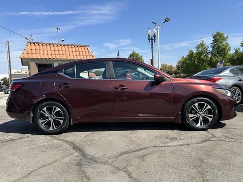 Used 2022 Nissan Sentra SV FWD image 3