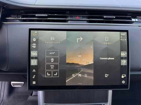 Used 2025 Land Rover Range Rover Long Wheelbase SE image 41