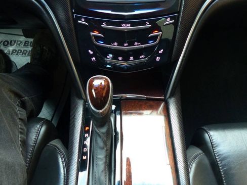 Used 2017 Cadillac XTS Luxury FWD image 35