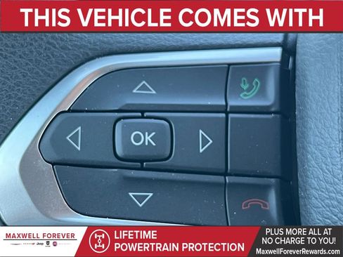 Used 2025 Jeep Compass Sport image 11