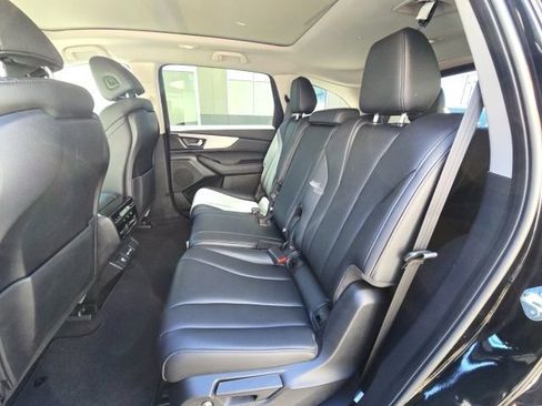 Used 2023 Acura MDX SH-AWD image 12