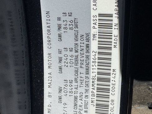 Used 2020 MAZDA MAZDA3 Hatchback w/ Preferred Package FWD image 12