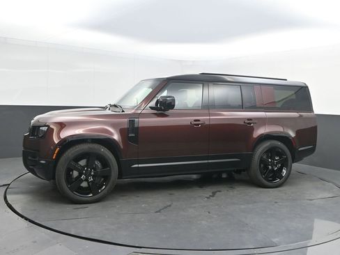 New 2026 Land Rover Defender 130 X-Dynamic SE AWD/4WD image 1