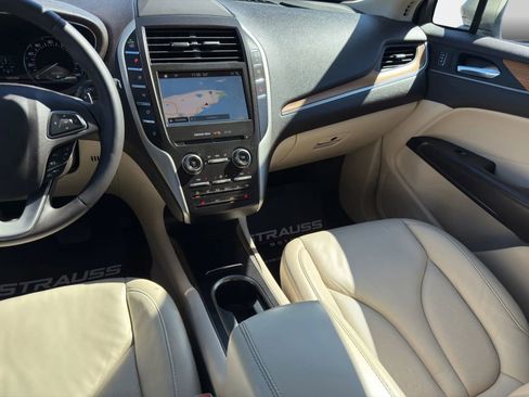 Used 2019 Lincoln MKC Select w/ Select Plus Package image 22