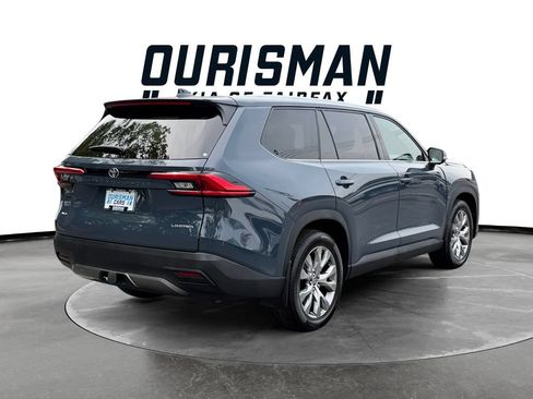 Used 2024 Toyota Grand Highlander AWD image 5