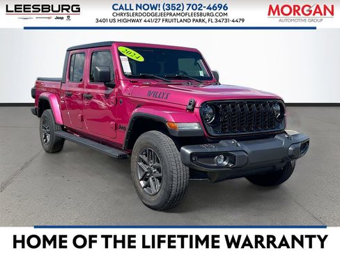 Used 2024 Jeep Gladiator Sport AWD/4WD image 1