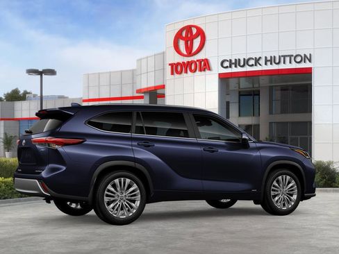 New 2026 Toyota Highlander Platinum image 11