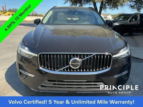 Certified 2023 Volvo XC60 B5 Core w/ Climate Package image 5