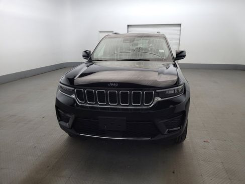 Used 2023 Jeep Grand Cherokee Laredo AWD/4WD image 15