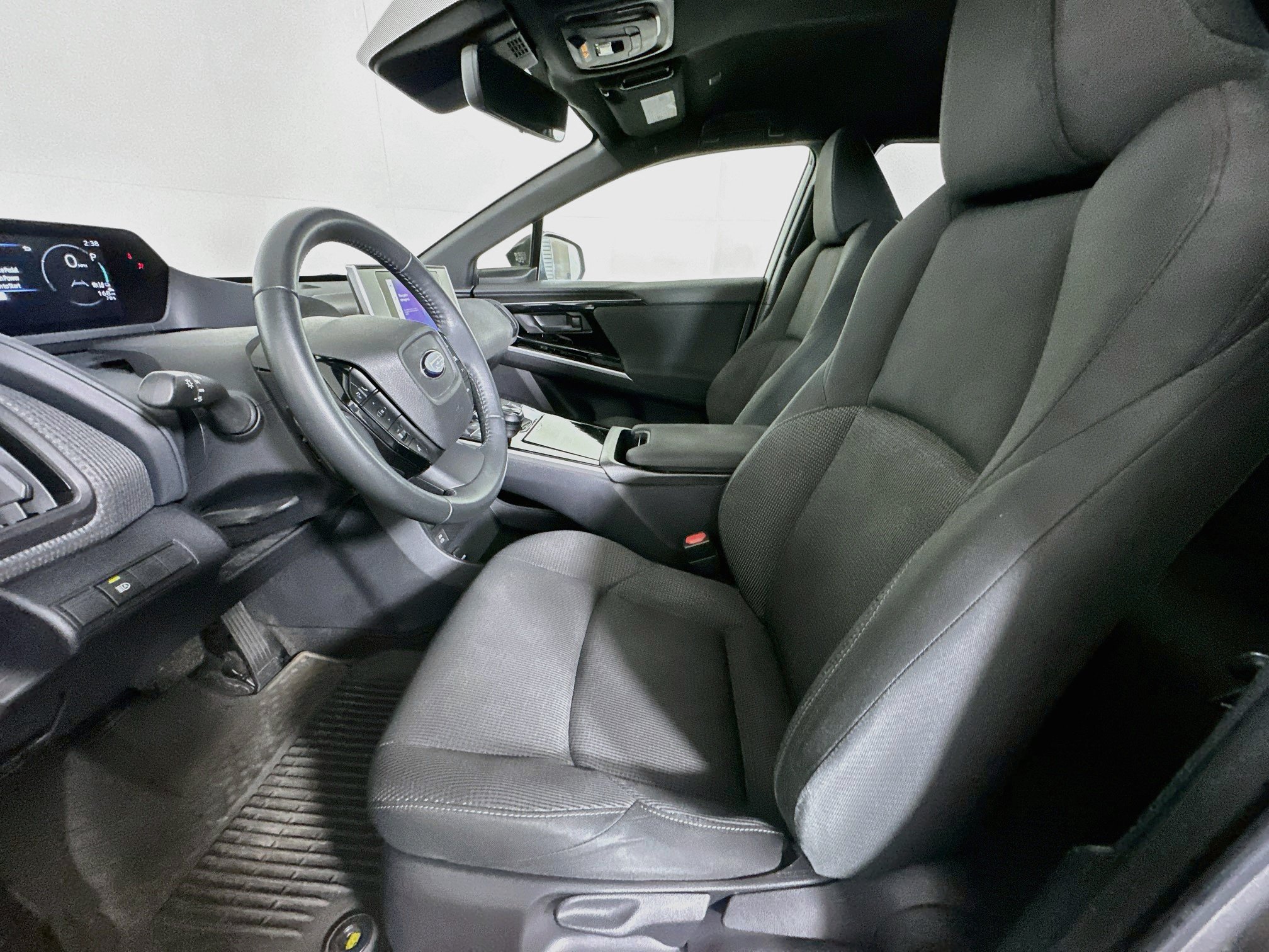 Used 2023 Subaru Solterra AWD image 13