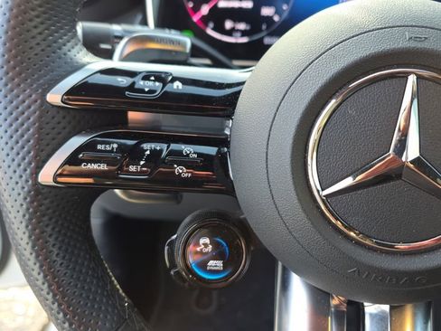 Used 2025 Mercedes-Benz GLC 43 AMG 4MATIC image 29