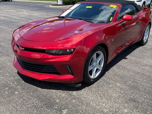 Used 2016 Chevrolet Camaro LT RWD image 1