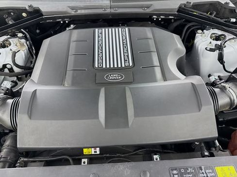 Certified 2023 Land Rover Defender 110 V8 AWD/4WD image 32