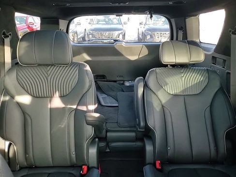 Certified 2025 Hyundai Palisade Calligraphy image 23