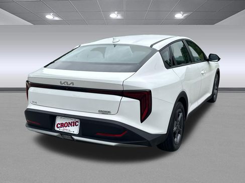 Used 2025 Kia K4 FWD image 3