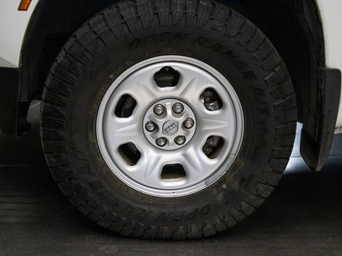 Used 2024 Nissan Frontier S w/ Technology Package image 8