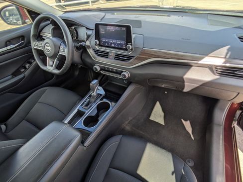 Used 2023 Nissan Altima 2.5 SV image 30