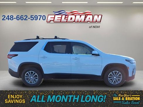 Used 2023 Chevrolet Traverse LT image 7