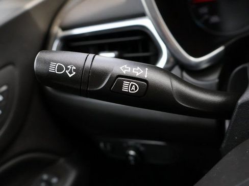 Certified 2022 Chevrolet Equinox LT FWD image 35