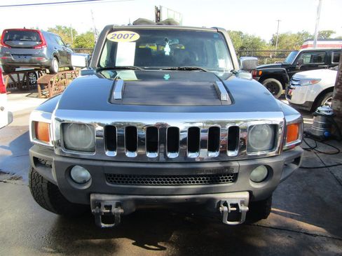 Used 2007 HUMMER H3 w/ Chrome Appearance Package image 2