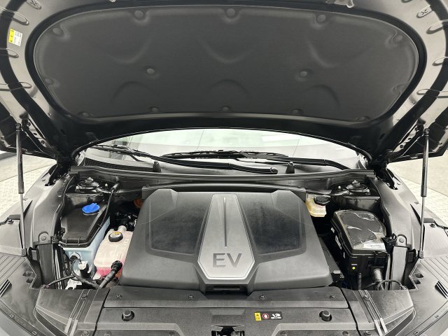 Used 2024 Kia EV6 GT-Line AWD/4WD image 28