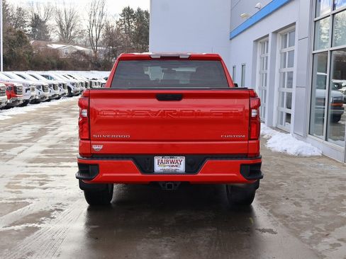 Certified 2022 Chevrolet Silverado 1500 Custom image 9