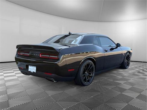 Used 2021 Dodge Challenger R/T Scat Pack w/ Dynamics Package image 5