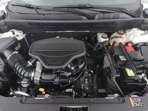 Used 2022 Cadillac XT6 Sport w/ Technology Package image 15