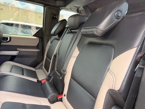 Used 2023 Ford Bronco Wildtrak AWD/4WD image 19
