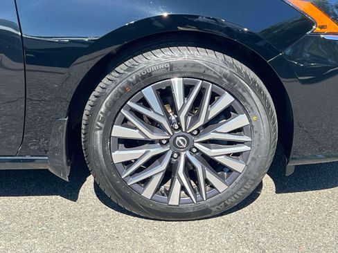 Used 2023 Nissan Altima 2.5 SV AWD/4WD image 7