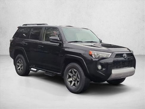 Used 2019 Toyota 4Runner TRD Off-Road image 3
