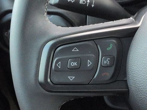 Used 2025 Jeep Wrangler Unlimited Sport AWD/4WD image 16