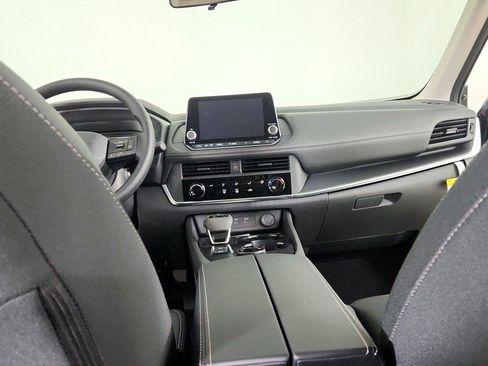 Certified 2026 Nissan Rogue S AWD/4WD image 13