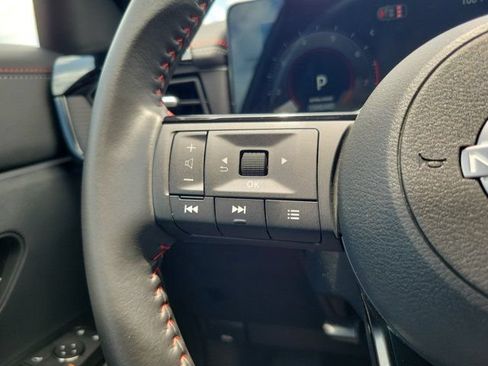 Certified 2026 Nissan Kicks SR FWD image 24