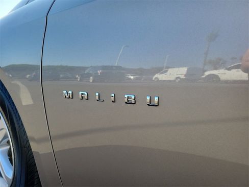 Used 2023 Chevrolet Malibu LT image 23