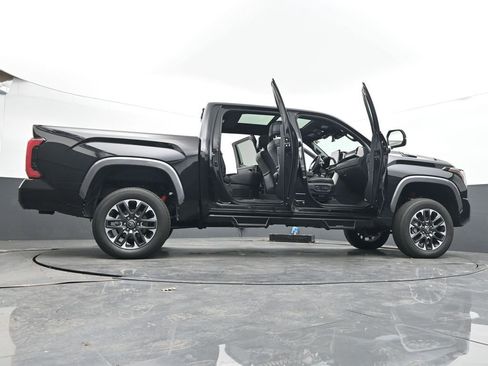 Used 2025 Toyota Tundra Limited image 84