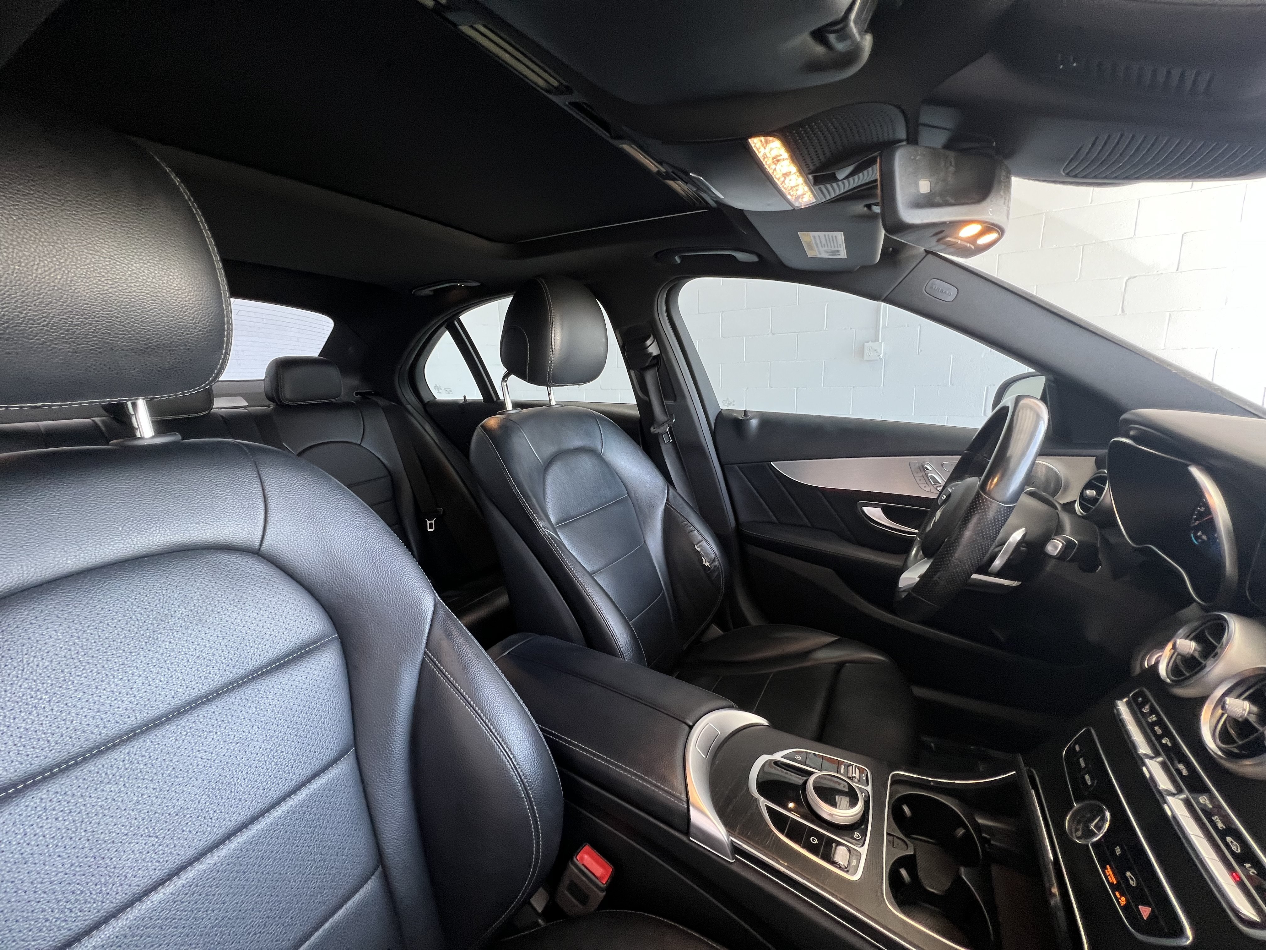 Used 2019 Mercedes-Benz C 300 Sedan image 22
