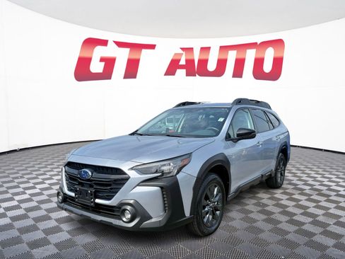 Used 2024 Subaru Outback Onyx Edition AWD/4WD image 2