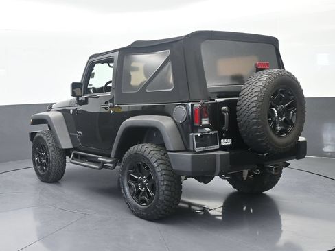 Used 2017 Jeep Wrangler Sport AWD/4WD image 4