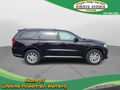 Used 2024 Dodge Durango SXT w/ 3rd Row Seating Group AWD/4WD image 4