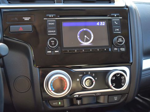 Used 2016 Honda Fit LX image 17