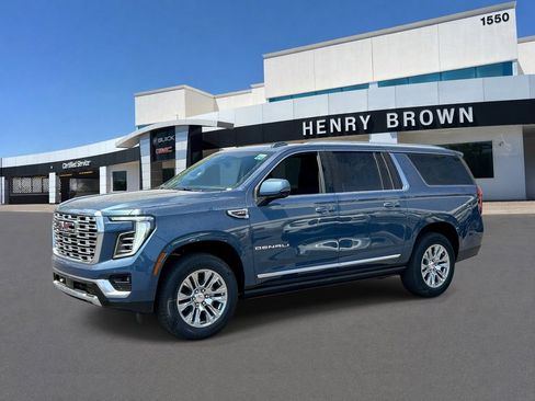 New 2026 GMC Yukon XL Denali w/ Sun & Power Step Package AWD/4WD image 1