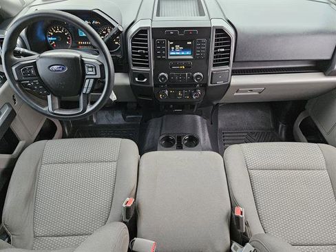 Used 2017 Ford F150 XLT image 17